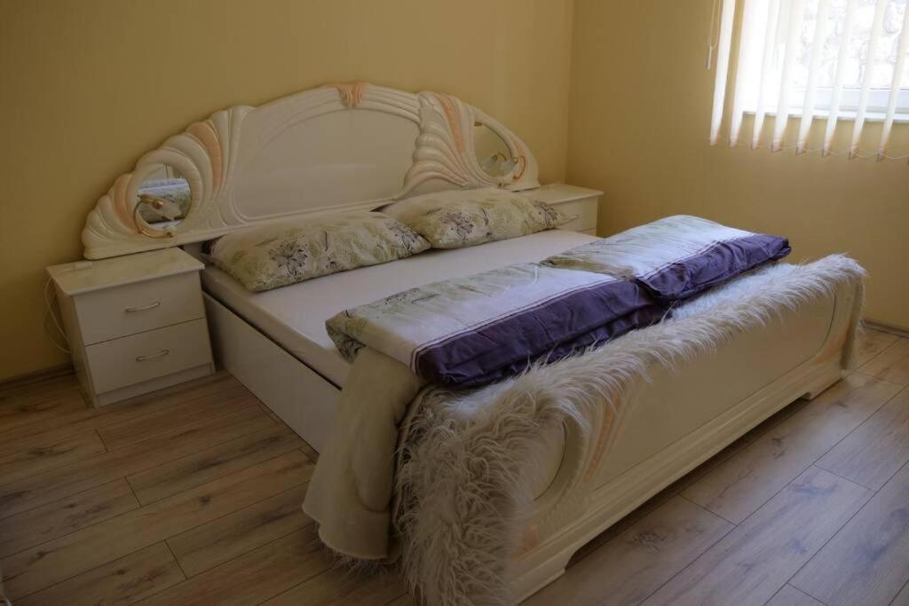 Apartman Carsko Rijeka Exteriér fotografie